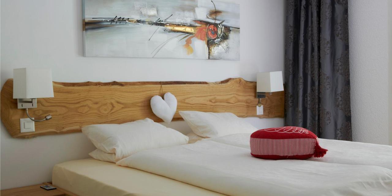 Apartments Castle Goms Ngoại thất bức ảnh