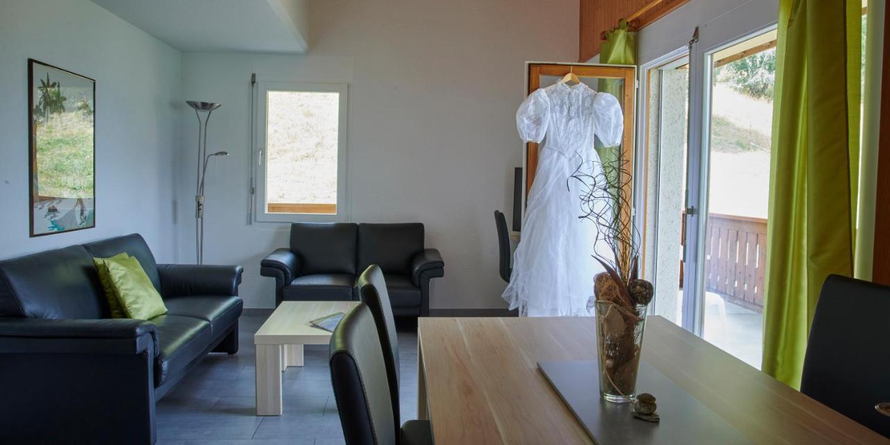 Apartments Castle Goms Ngoại thất bức ảnh
